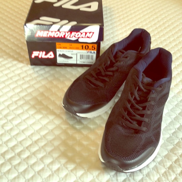 EUC Fila memory foam men’s black athletic shoes EUC Fila memory foam men’s black athletic shoes